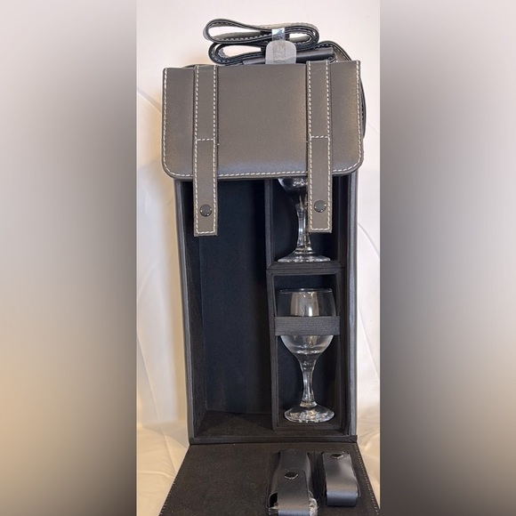 Wine Glass Bottle and Accessories Black Travel Tote - Picture 3 of 7